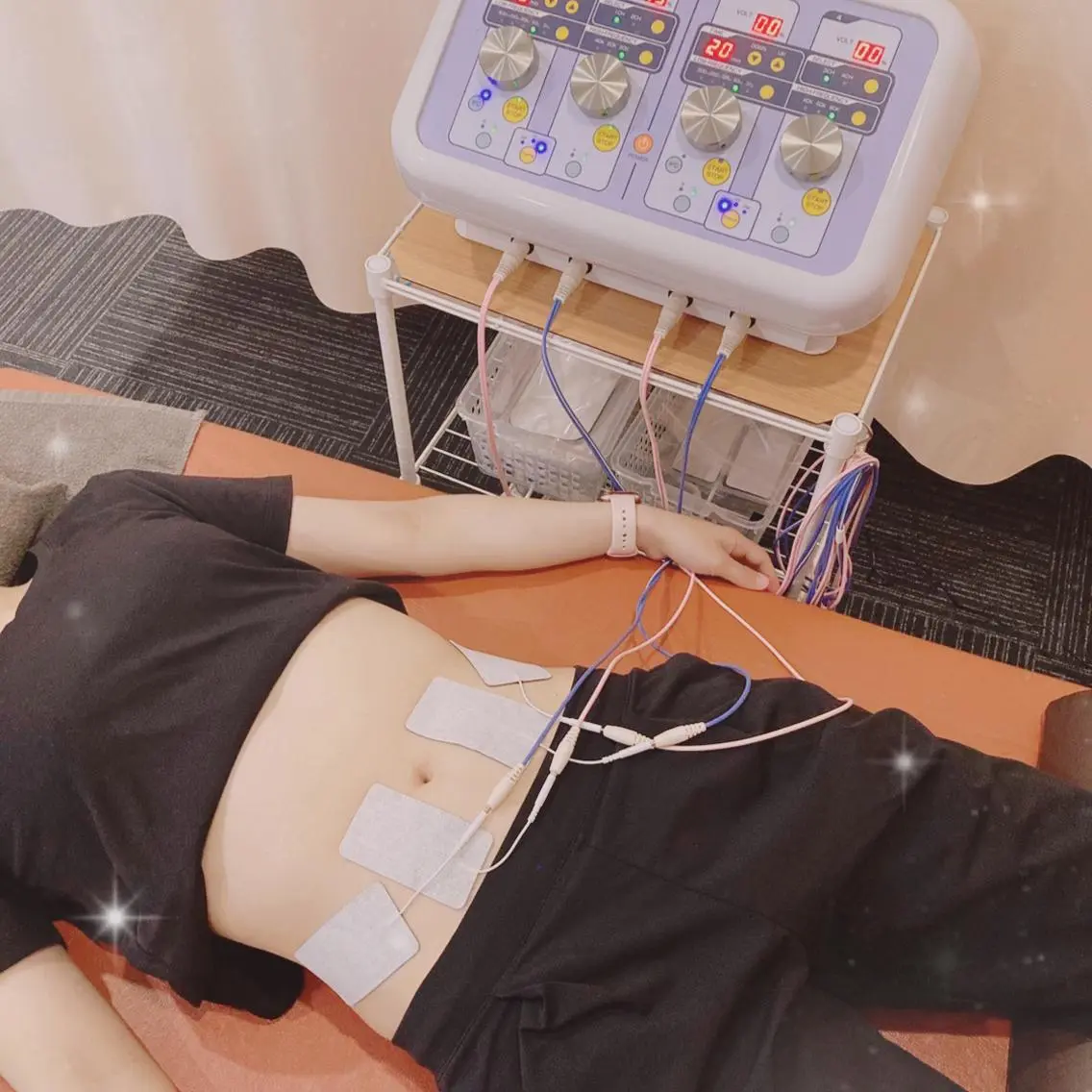 お腹引き締めEMS☆寝ているだけでインナートレーニング！【25分】の写真