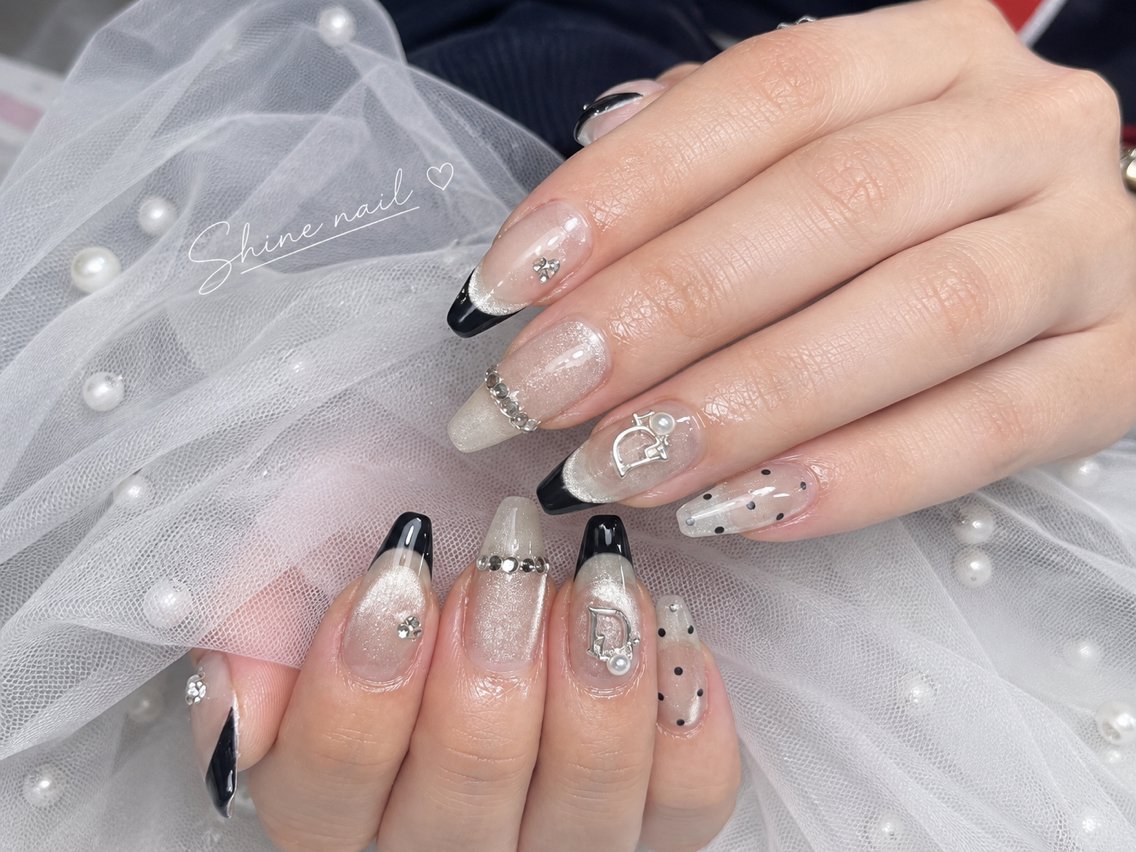 ネイル shine 🎀 長さ出し専門のネイルデザイン