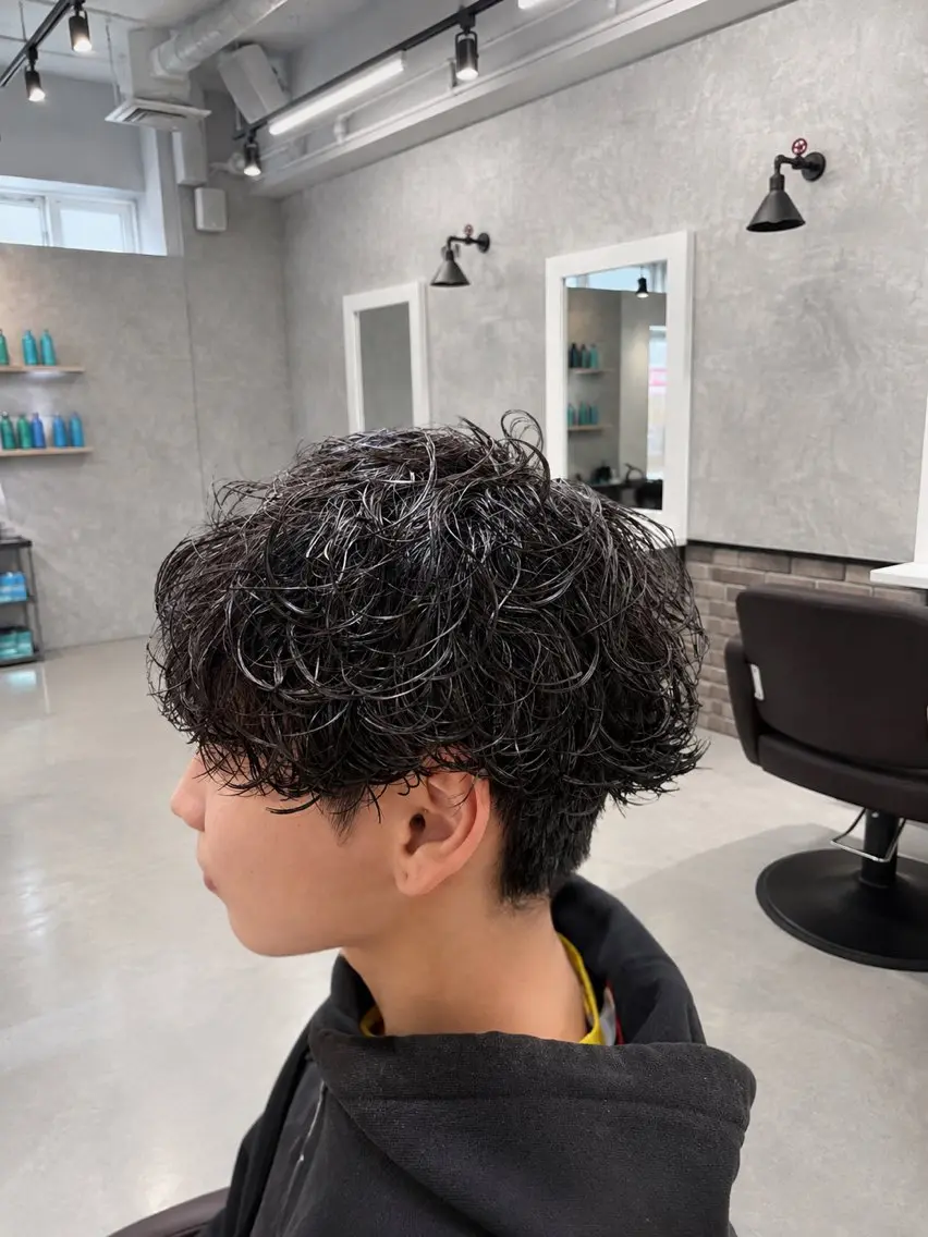 メンズ メンズパーマ カット パーマ メンズ特化 髪質改善 圭翔のヘアスタイル