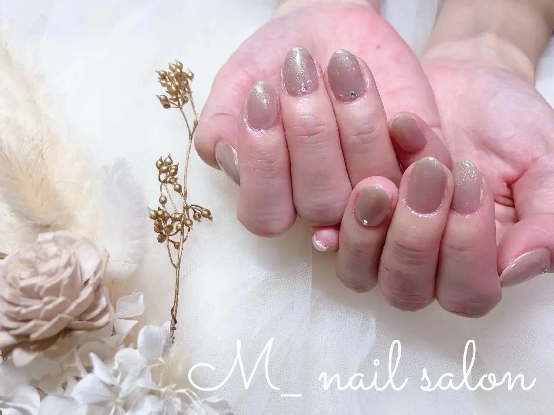 ネイル ワンカラーネイル M_ nail salonのネイルデザイン