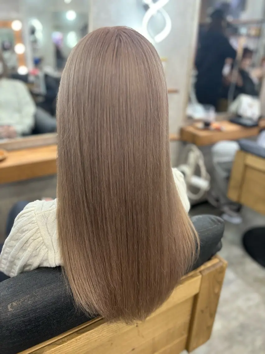 セミロング ヘアカラー MOURI CHISATOのヘアスタイル