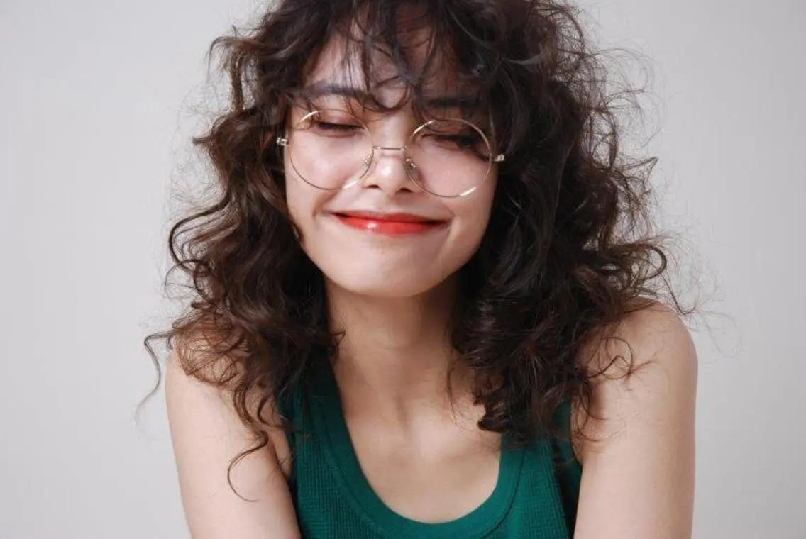 セミロング 羽エクステ🪽 🤍まき🤍のヘアスタイル