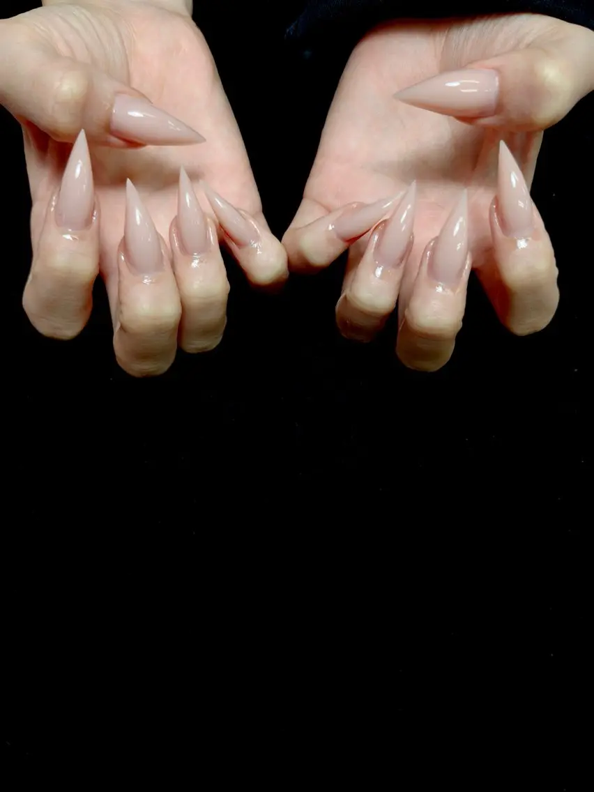 ネイル ハンドネイル ongles chicのネイルデザイン