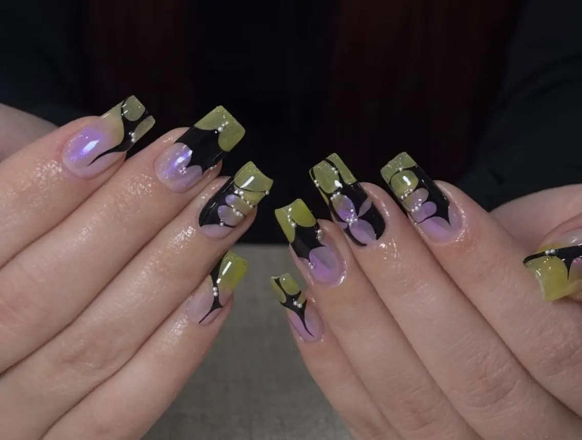 ネイル ハンドネイル Pure&Rich Nailのネイルデザイン