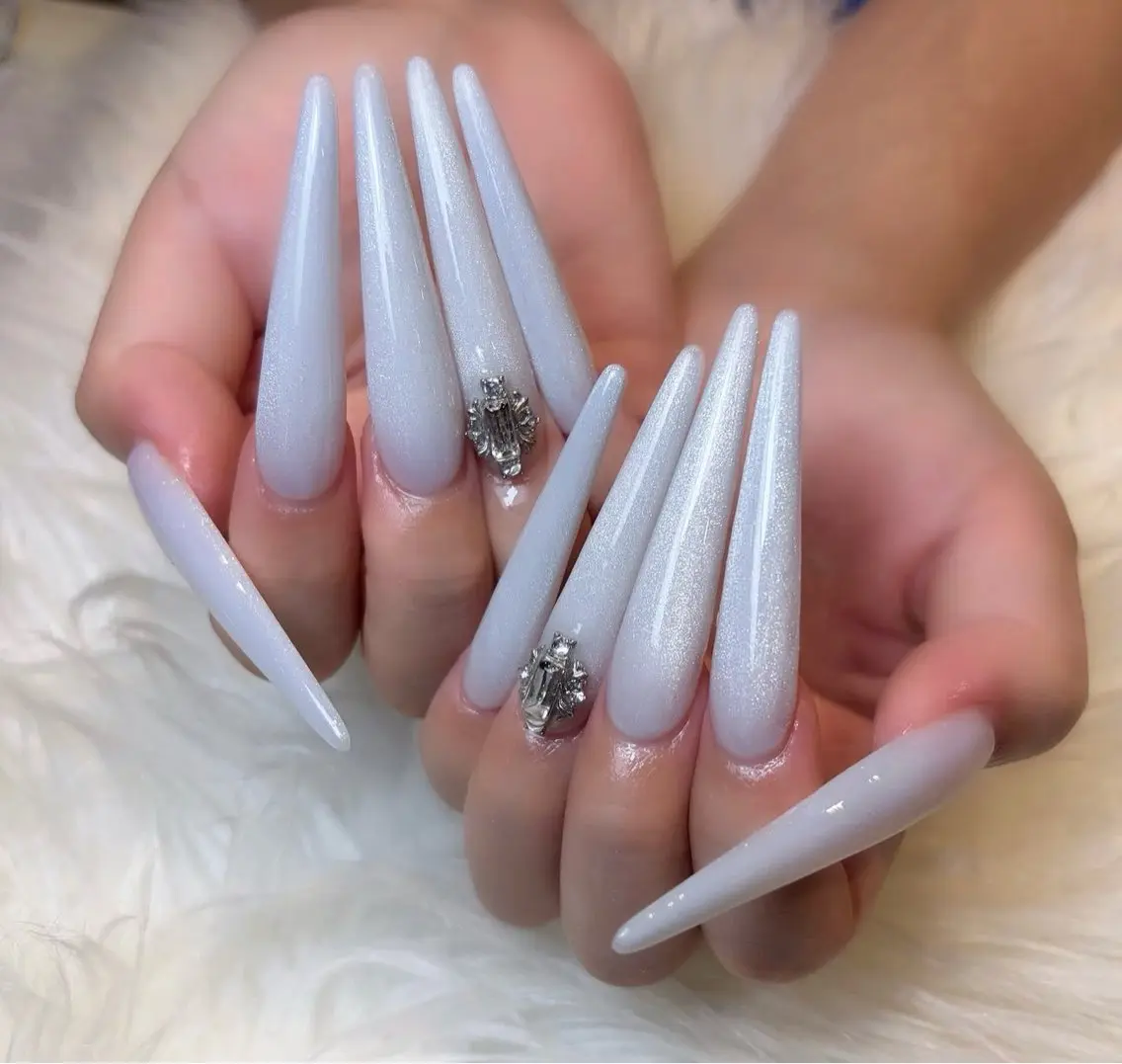 ネイル チークネイル 長さ出し フラッシュネイル フレンチネイル グラデーション ハンドネイル Lenie Nail Salonのネイルデザイン