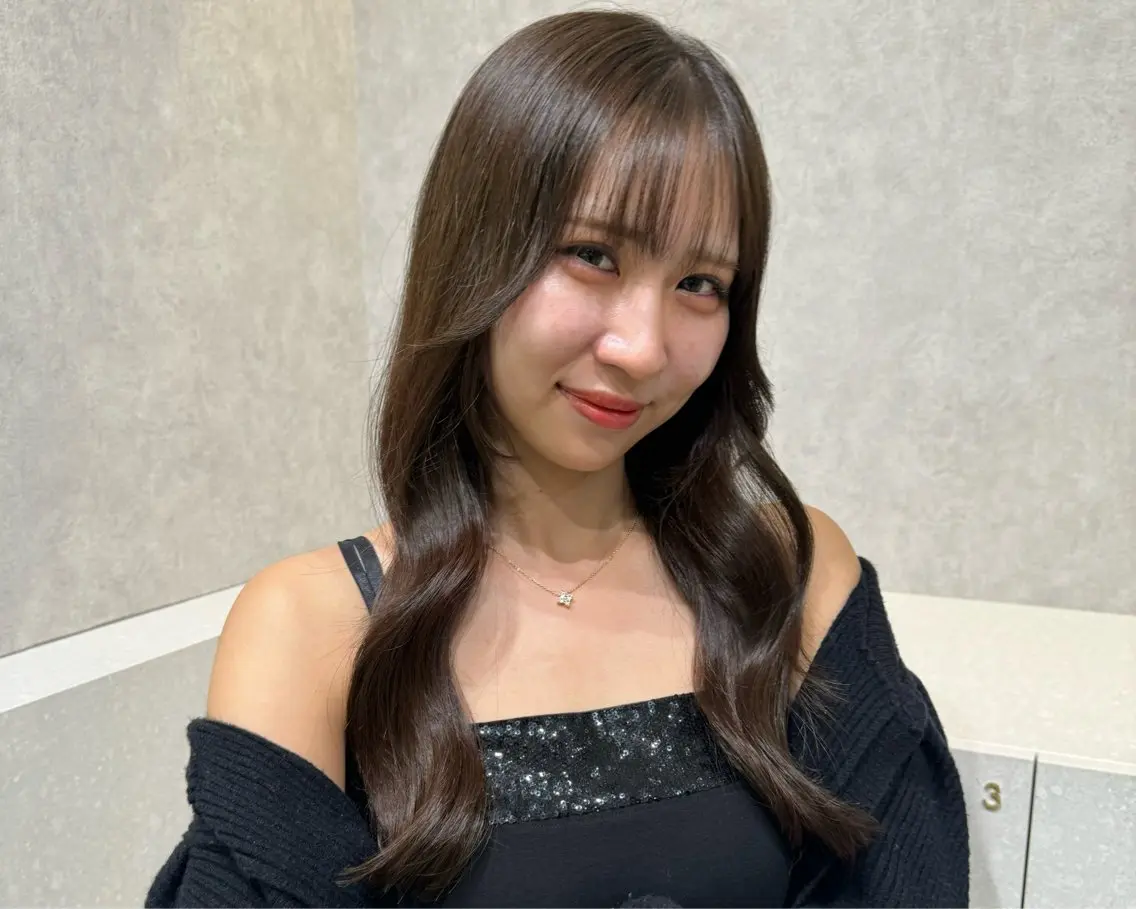 ロング カラー 透明感カラー くびれヘア カット ヘアカラー トリートメント 韓国レイヤー/髪質 改善カラー/れんのヘアスタイル