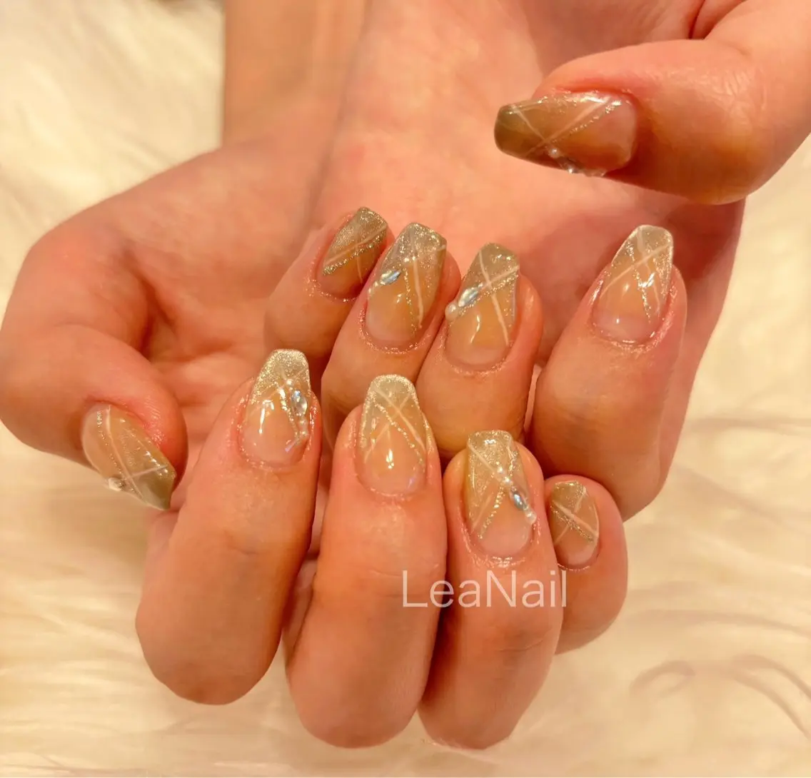 ネイル アートネイル マグネットネイル Lea Nailのネイルデザイン
