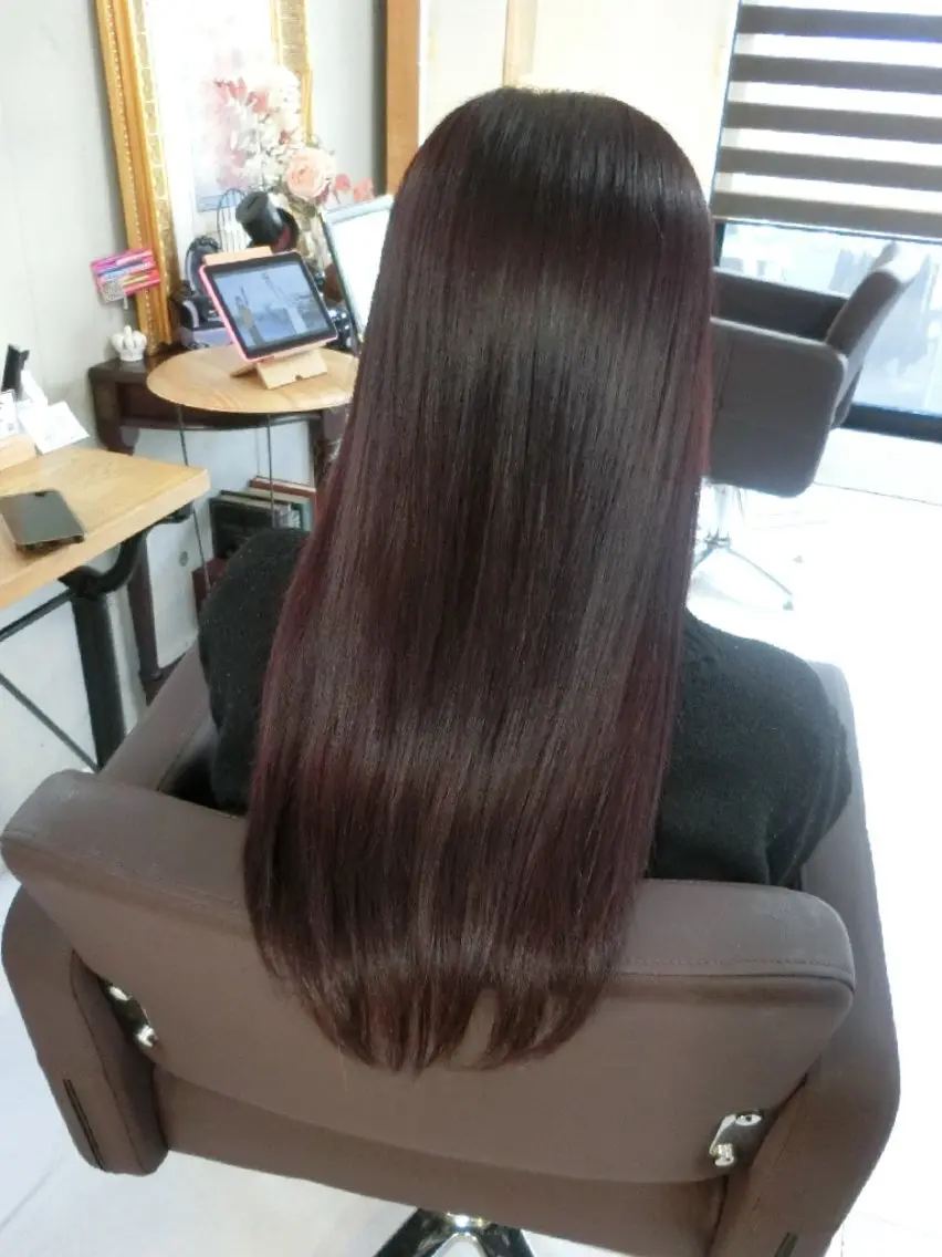 ロング nao 艶カラー・髪質改善のヘアスタイル