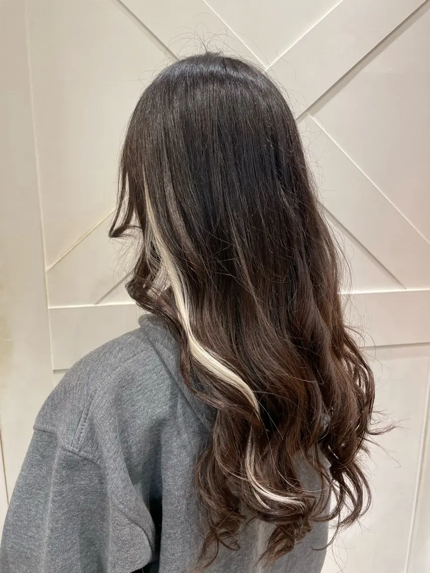 ロング ブリーチ超特化美容師 ☯️ルカ✡️💫のヘアスタイル