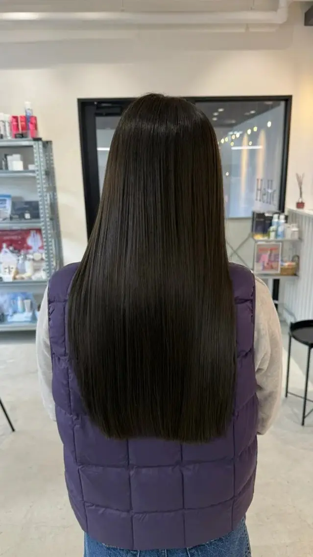 カラー ヘアカラー 大角 心愛のヘアスタイル