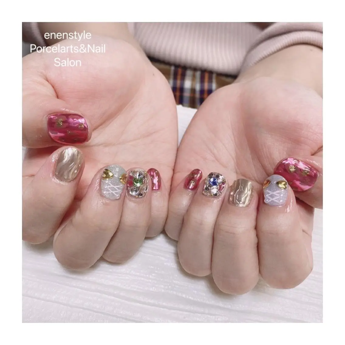 ミディアム ネイル ハンドネイル 🐾enen style 🐾のネイルデザイン