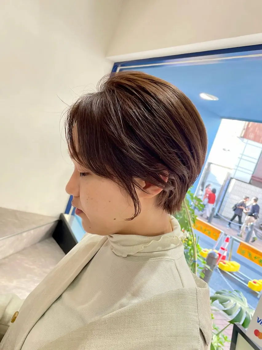 ショート カラー カット ヘアカラー トリートメント 山本 佳奈のヘアスタイル