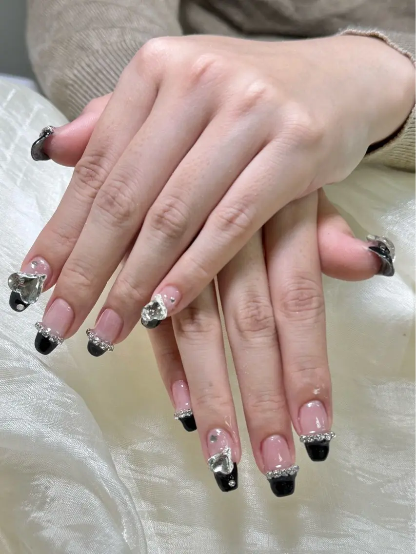ネイル ハンドネイル ongles chicのネイルデザイン