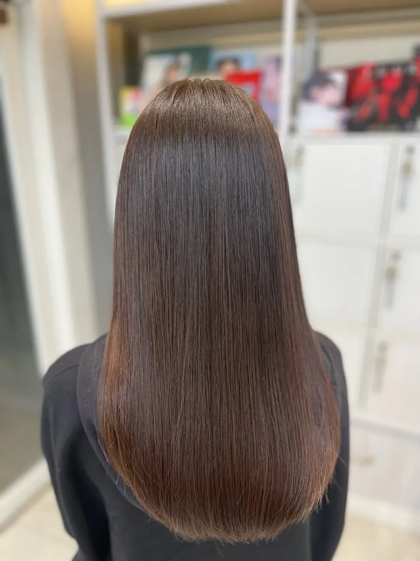 ミディアム 中顔面短縮 顔まわり新田大翔のヘアスタイル
