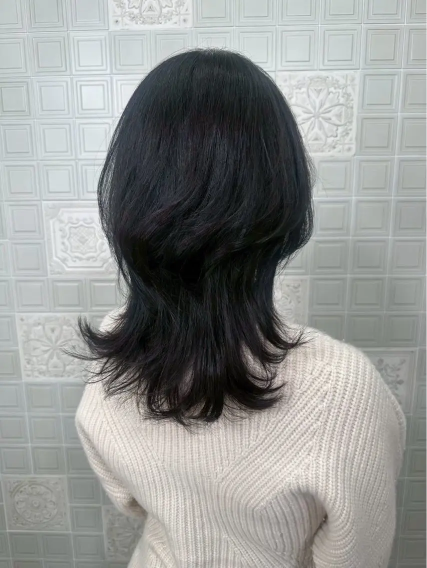 ミディアム INOUE SAKIのヘアスタイル