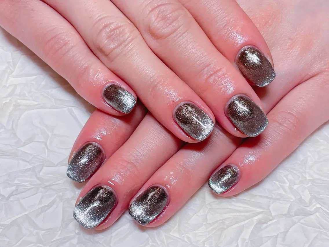 ネイル フレンチネイル マグネットネイル マグネットフレンチ ハンドネイル ハンドケア 💫ゆか_ Nailartistのネイルデザイン