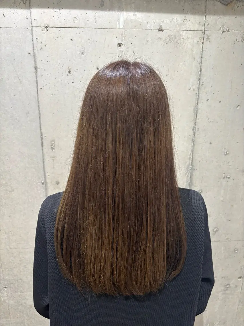 カラー ブラウンカラー オリーブブラウン 塚本 結稀のヘアスタイル