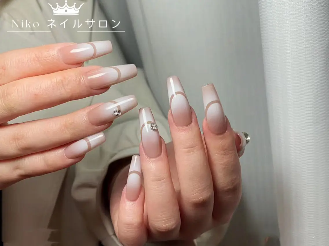 ネイル チークネイル 長さ出し フラッシュネイル フットネイル フレンチネイル Nikoネイルサロン 上野店のネイルデザイン