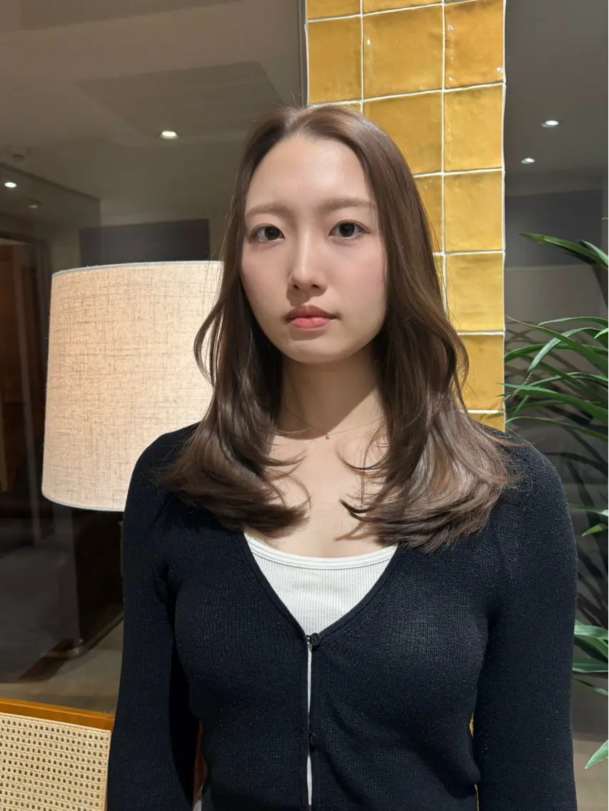セミロング カラー カット ヘアカラー トリートメント 透明感✨女性特化💙 chihiroのヘアスタイル