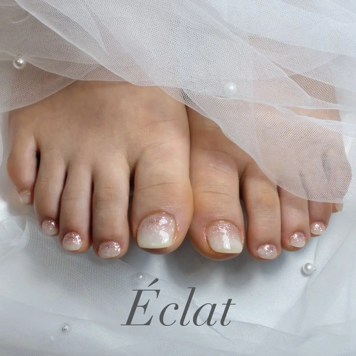 ネイル フットネイル グラデーション フットネイル nail salon Éclatのネイルデザイン
