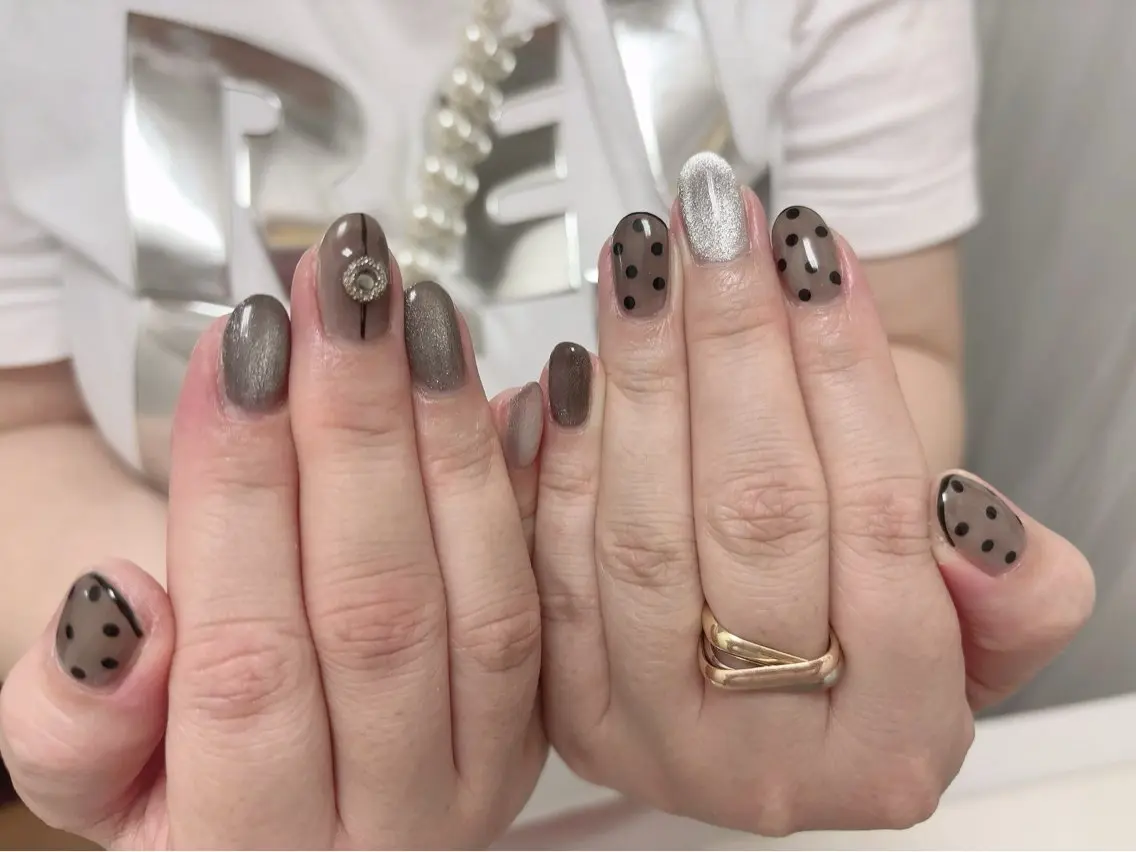 ネイル ハンドネイル mano nella manoのネイルデザイン