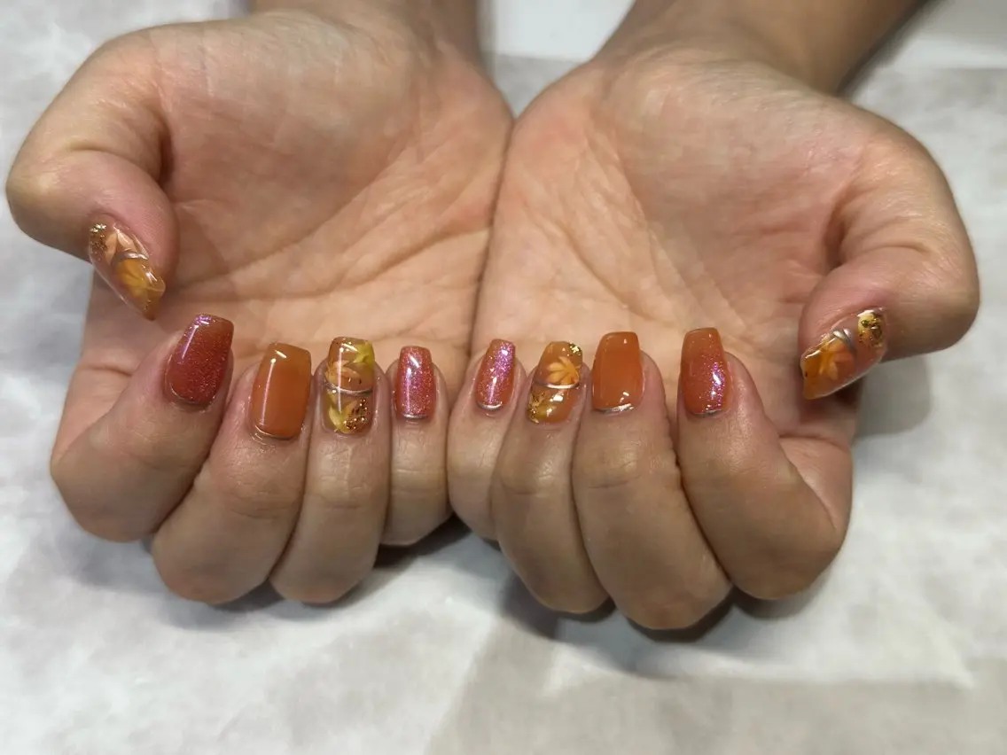 ネイル Rich to 舟橋のネイルデザイン