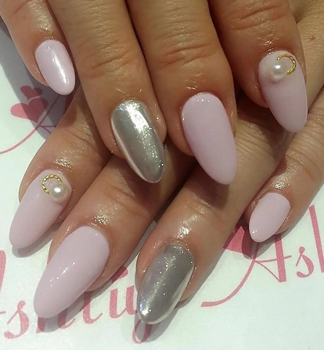 ネイル ミラーネイル Ashliy大宮♡ アシュリーのネイルデザイン