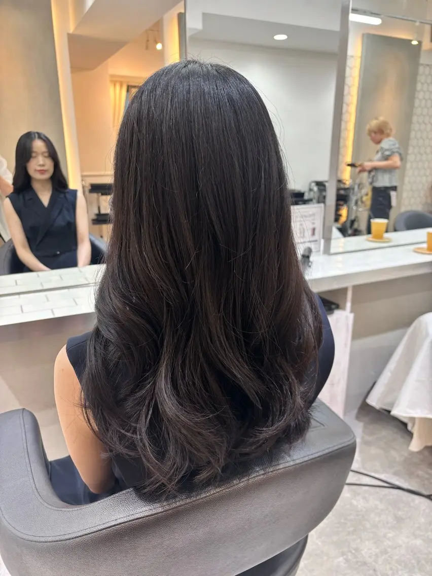 ロング カット ヘアカラー トリートメント Viot 銀座 樋口 桃佳のヘアスタイル