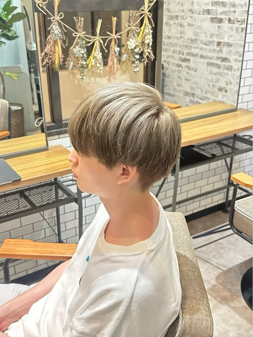 ショート メンズ メンズブリーチ Sara newi 🎀透明感🎀のヘアスタイル