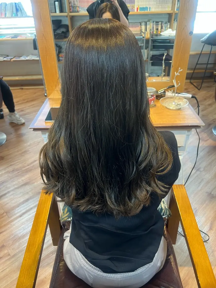 ロング カラー Topstylist YUKIのヘアスタイル