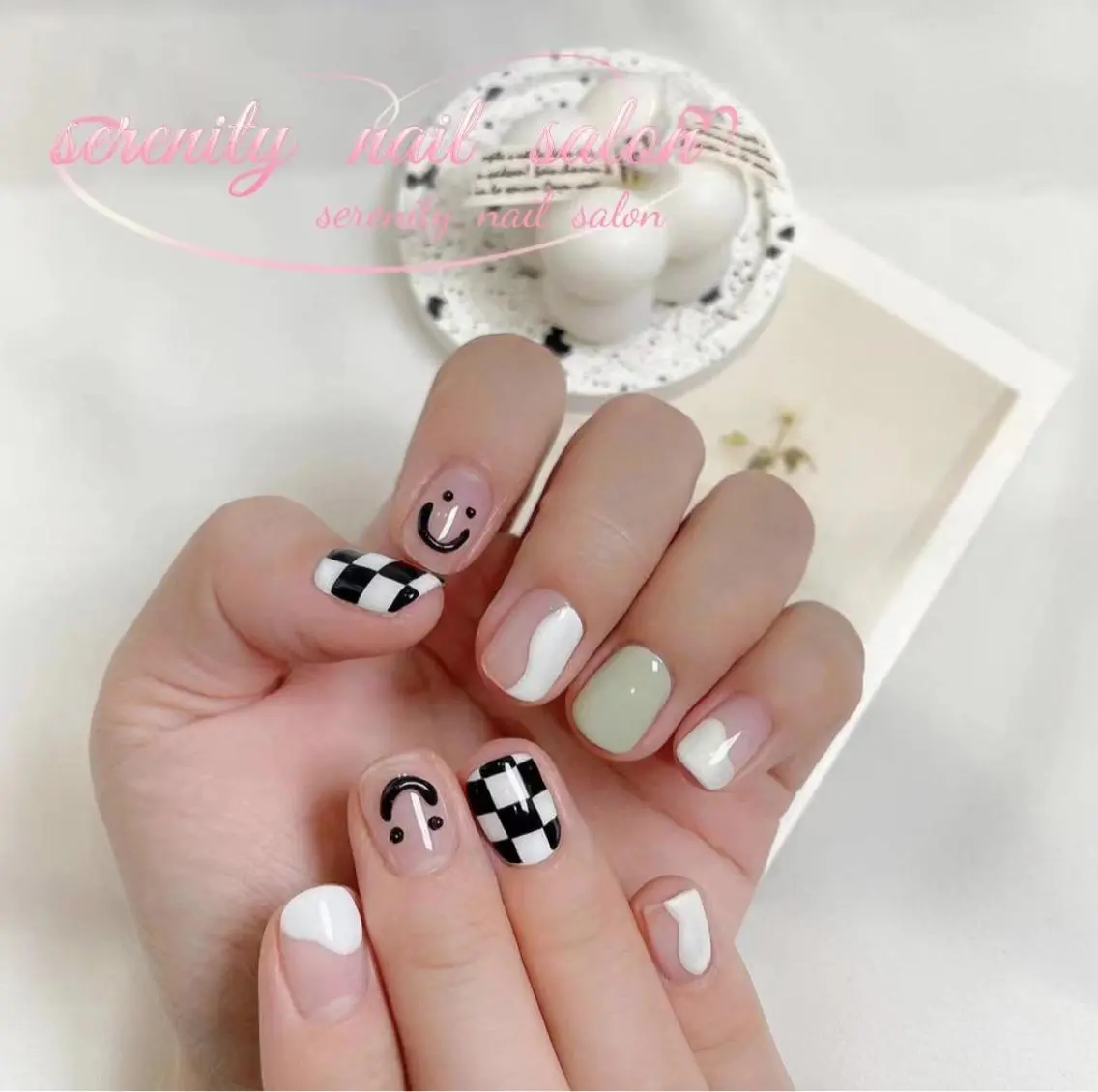 ネイル ハンドネイル ハンドケア ✨Serenity Nail salonのネイルデザイン