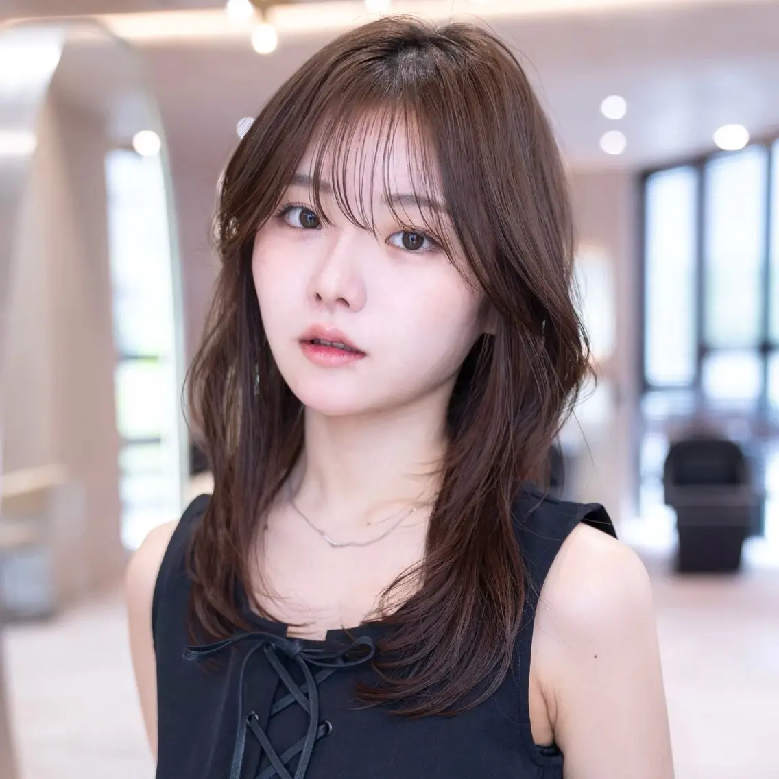 セミロング ボブ 顔まわりレイヤー 顔周りカット ハッシュカット 髪質改善 原宿/韓国/髪質改善 /レイヤー/ボブのヘアスタイル
