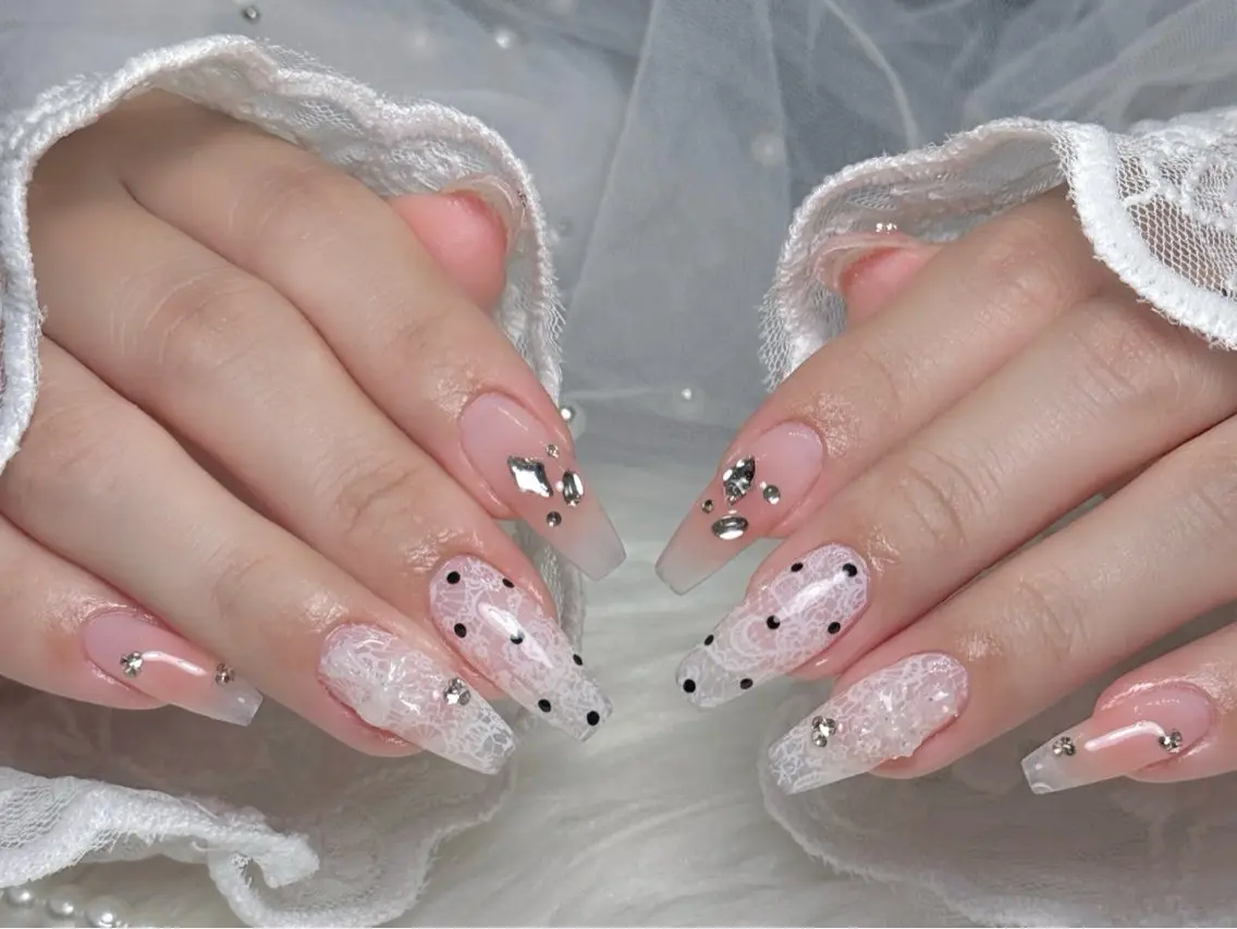 ネイル NEM nailstudioのネイルデザイン