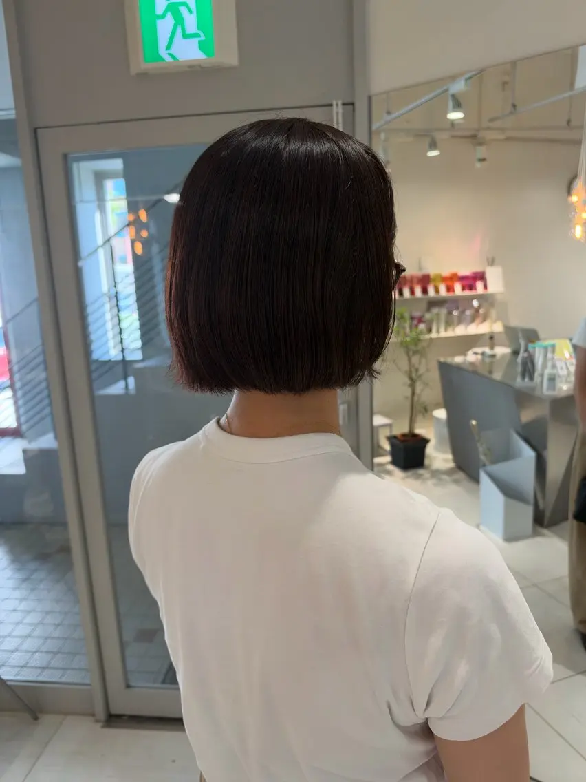 カラー 林 彩音のヘアスタイル