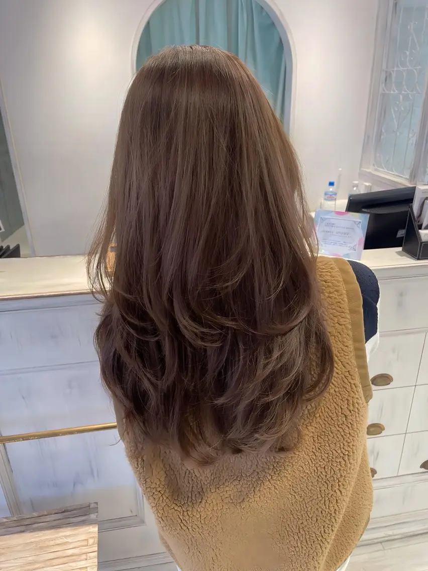 セミロング カット ヘアカラー トリートメント 大人可愛い韓国 レイヤー大田のヘアスタイル