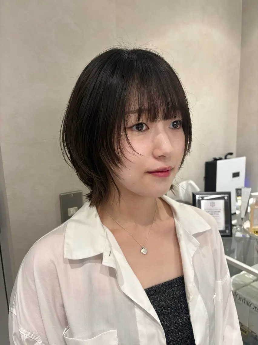 ショート ボブレイヤー ボブ レイヤーカット ウルフカット Yuta✂︎ 韓国レイヤー🪽のヘアスタイル