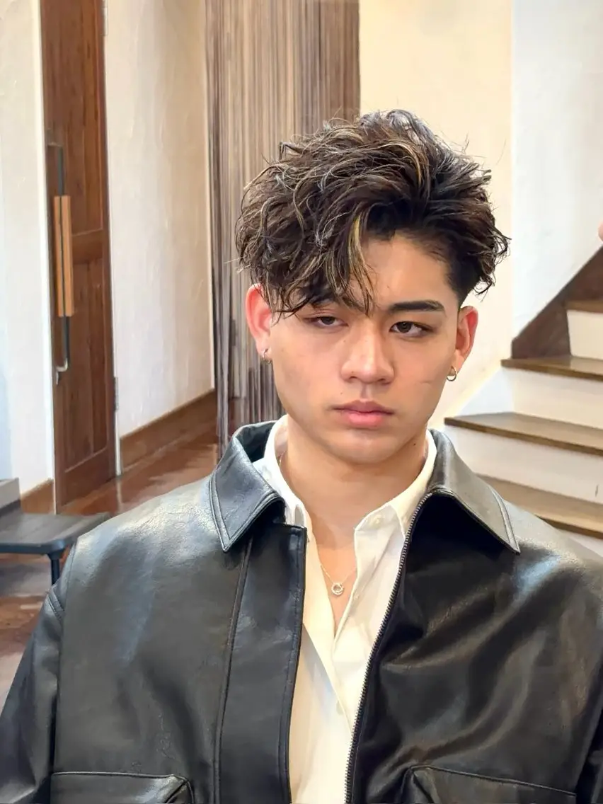メンズカット+外国人風パーマバロックパーマ、スペインカール、フリンジカール+ブラウンカラー¥26,920→¥20,680の写真