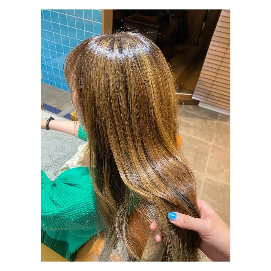 カラー 🩵盛れる顔周りヘア EMI🩵のヘアスタイル