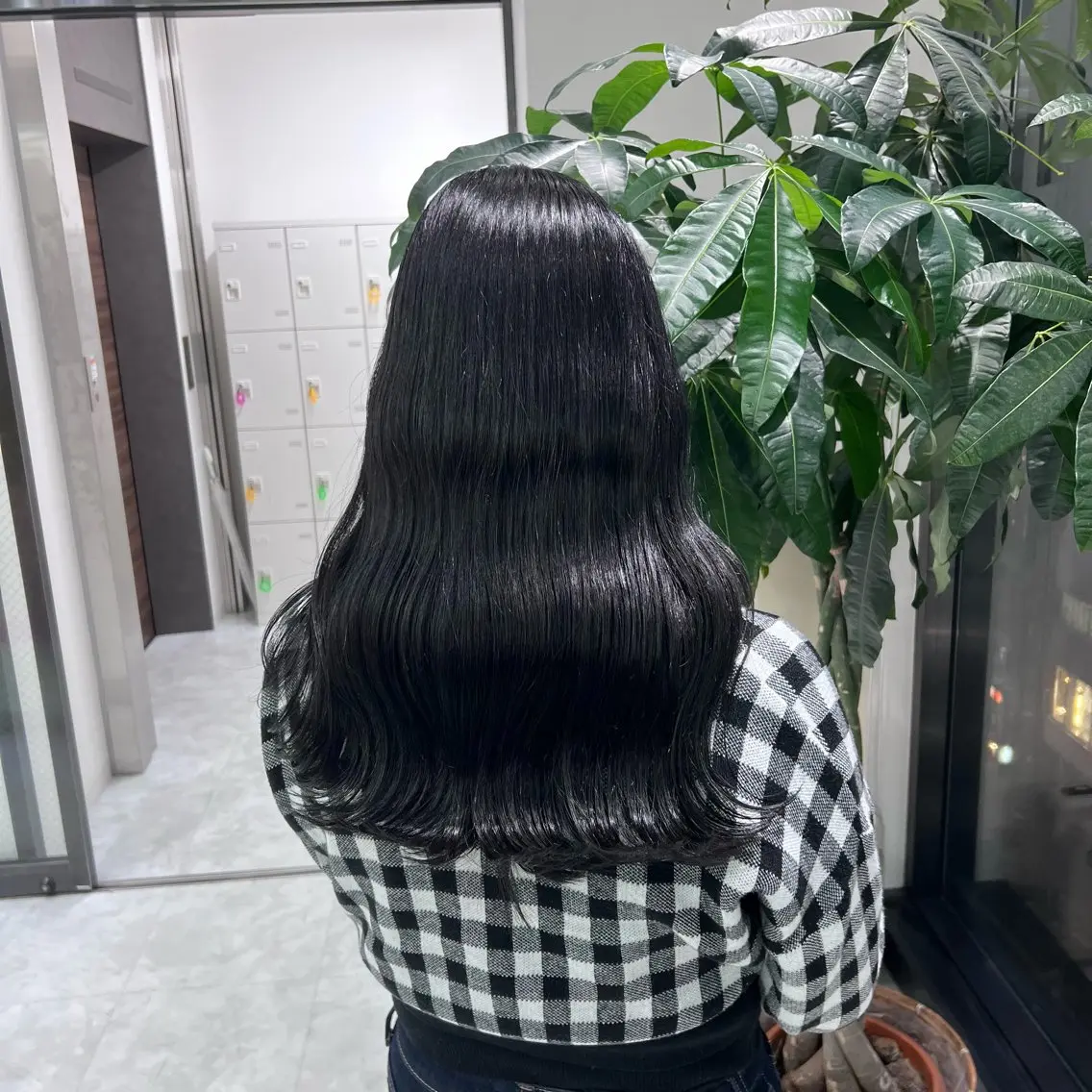 セミロング カット ヘアカラー 🫧レイヤーカット ・ハッシュ🫧龍星のヘアスタイル