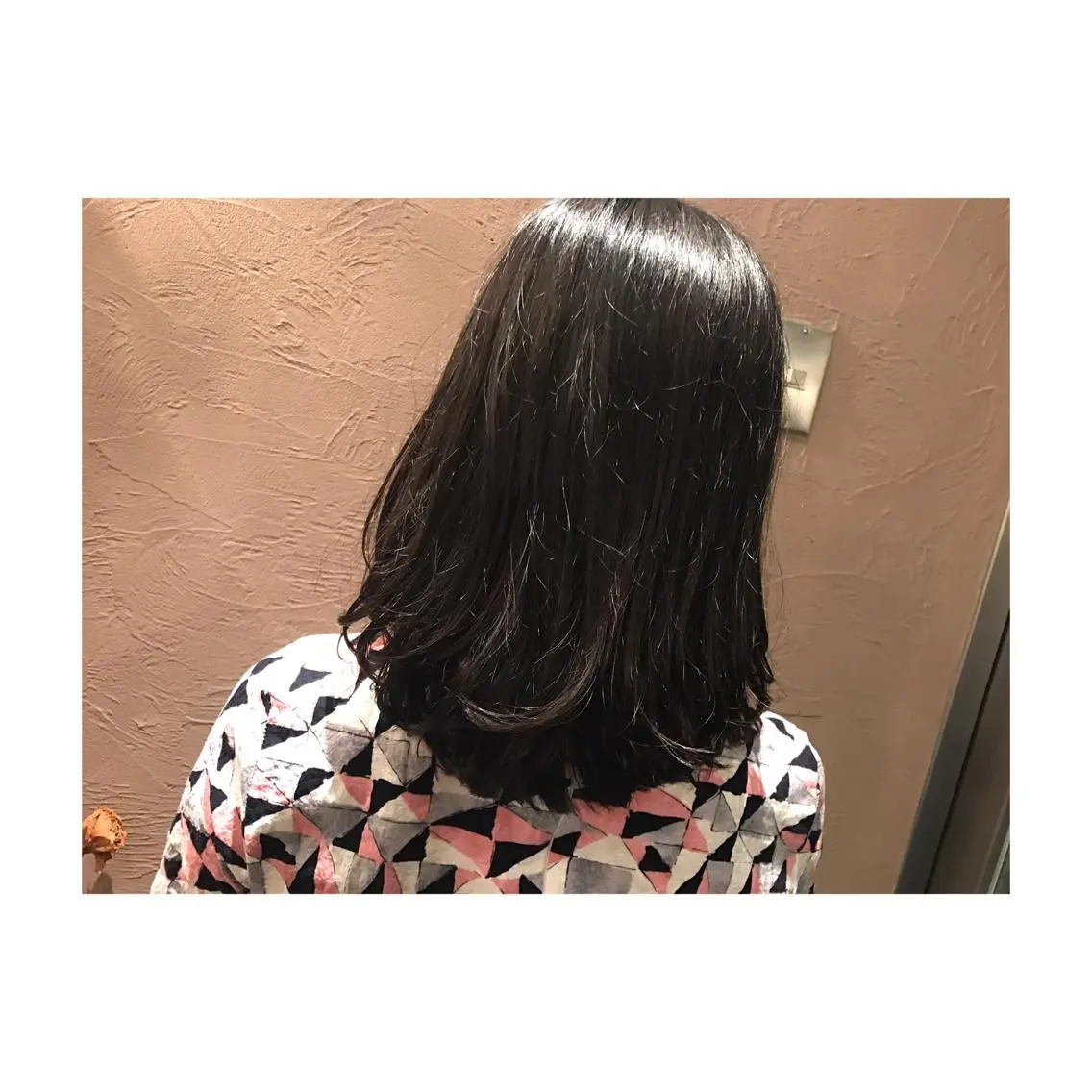 セミロング くるくるパーマ aikoのヘアスタイル