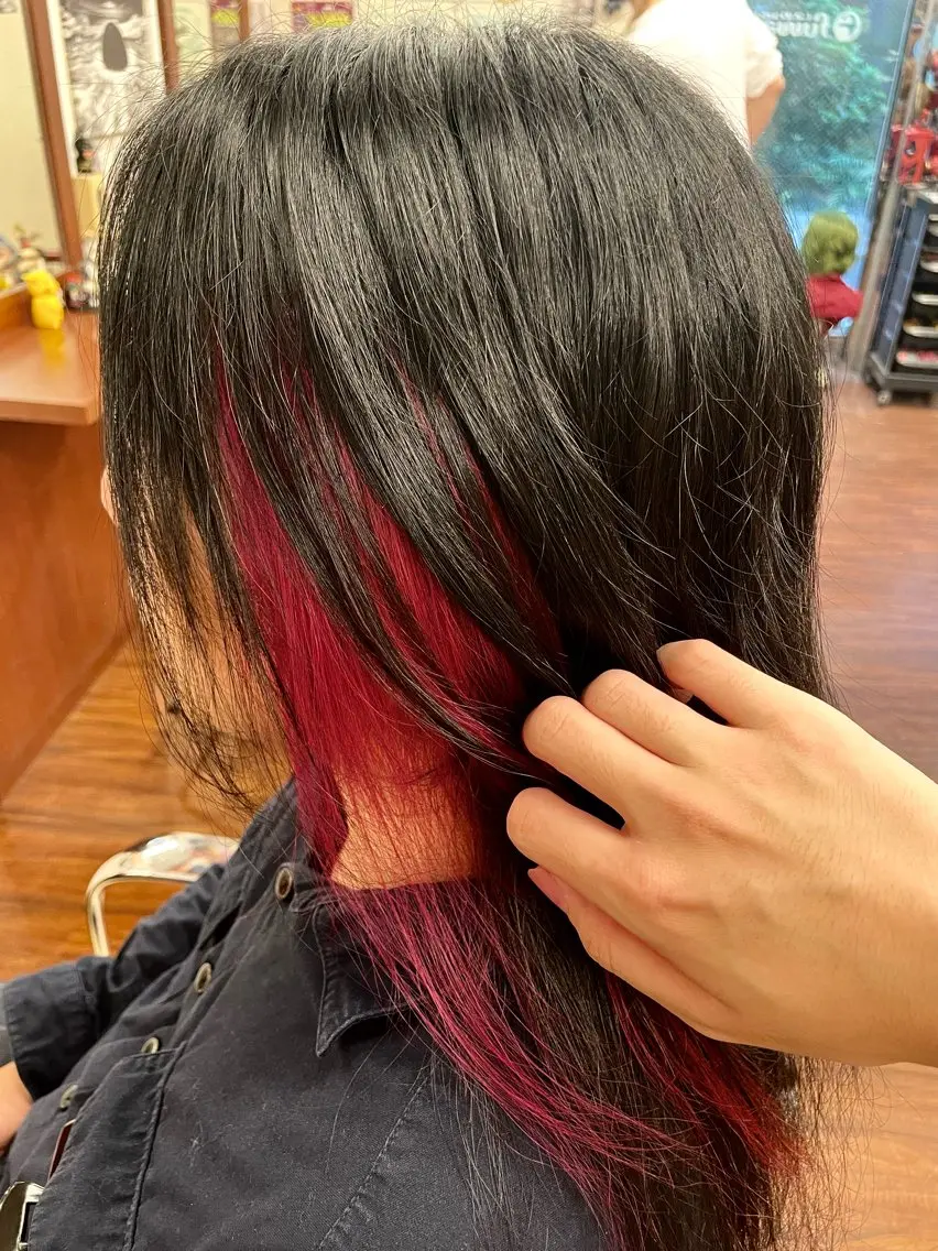 ロング カット 侑🌈特価 映える店内でカット✨のヘアスタイル
