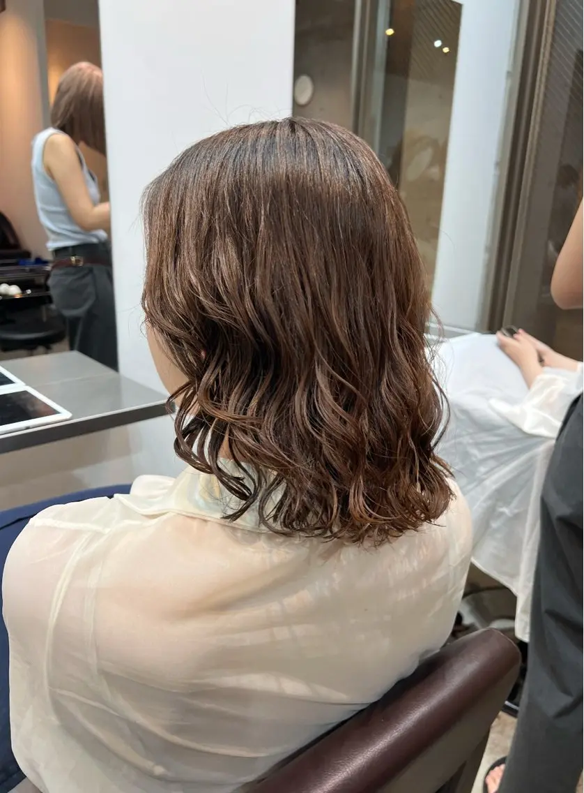 ミディアム カット ヘアカラー パーマ トリートメント 🌿朝5分でお洒落 パーマスタイル🌿のヘアスタイル