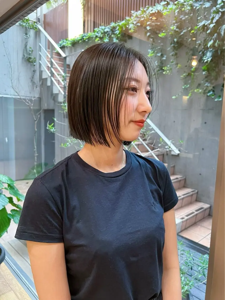 ショート カラー 切りっぱなしボブ グレージュ オリーブグレージュ オリーブグレー ボブ メンズヘア/大人男子 /ナチュラルのヘアスタイル