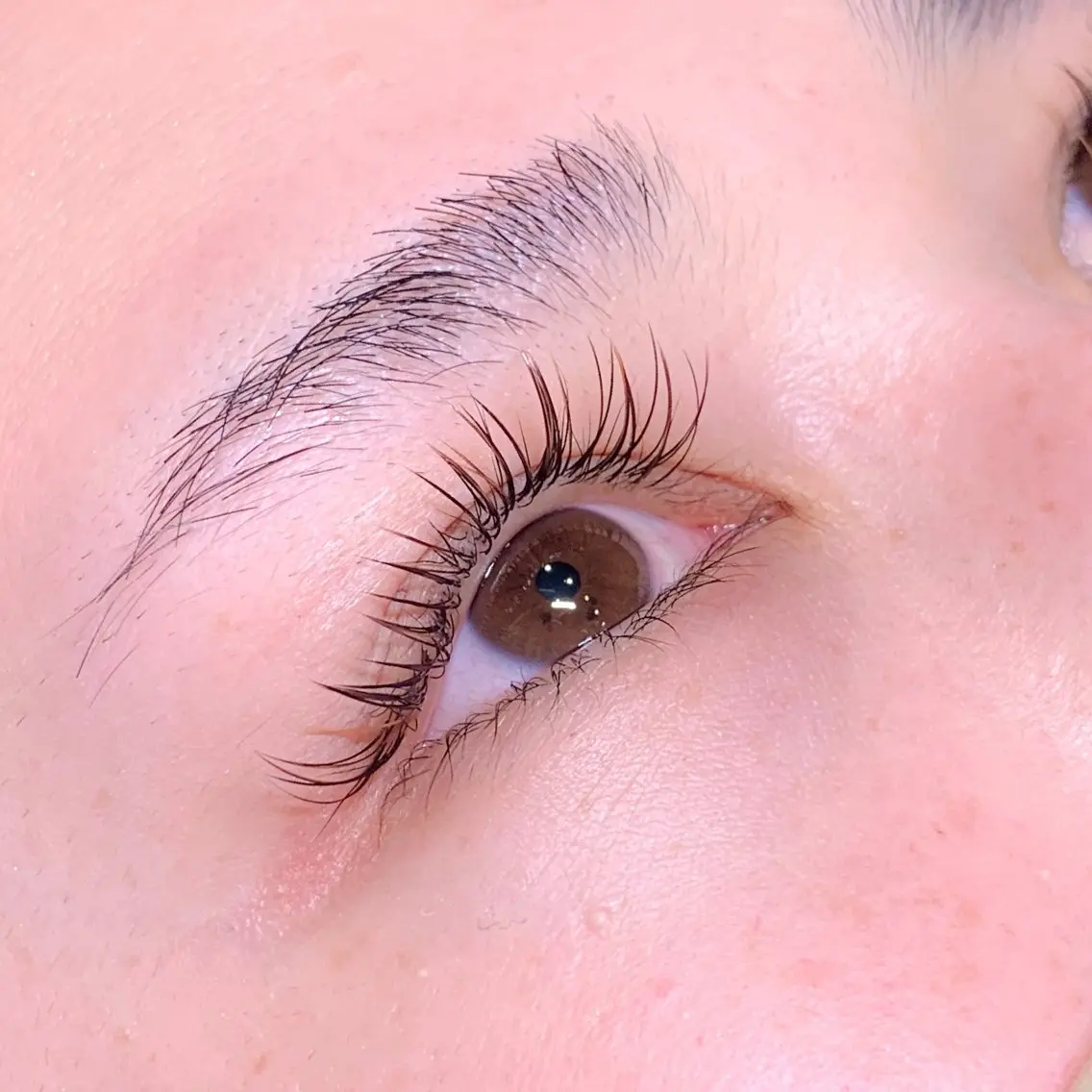 マツエク・マツパ カラーマツエク eye mor.鈴鹿 高橋のマツエク・マツパデザイン