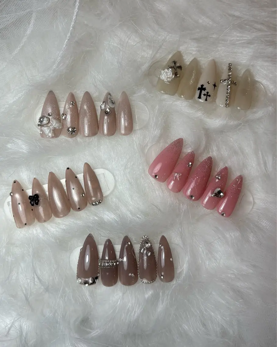 ネイル ハンドネイル kokoro🩶 ICONNAILのネイルデザイン