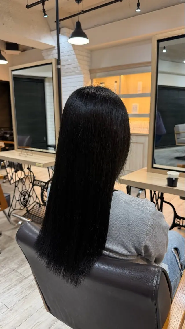 ロング カラー ブルーカラー 透明感カラー ネイビーカラー ヘアカラー Harue ·͜·のヘアスタイル