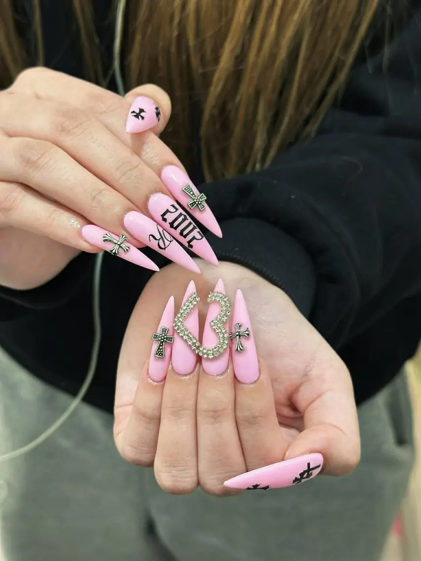 ネイル チークネイル ドット フレンチネイル グラデーション ハート ハンドネイル ハンドケア Eli Muse 新宿ネイルのネイルデザイン