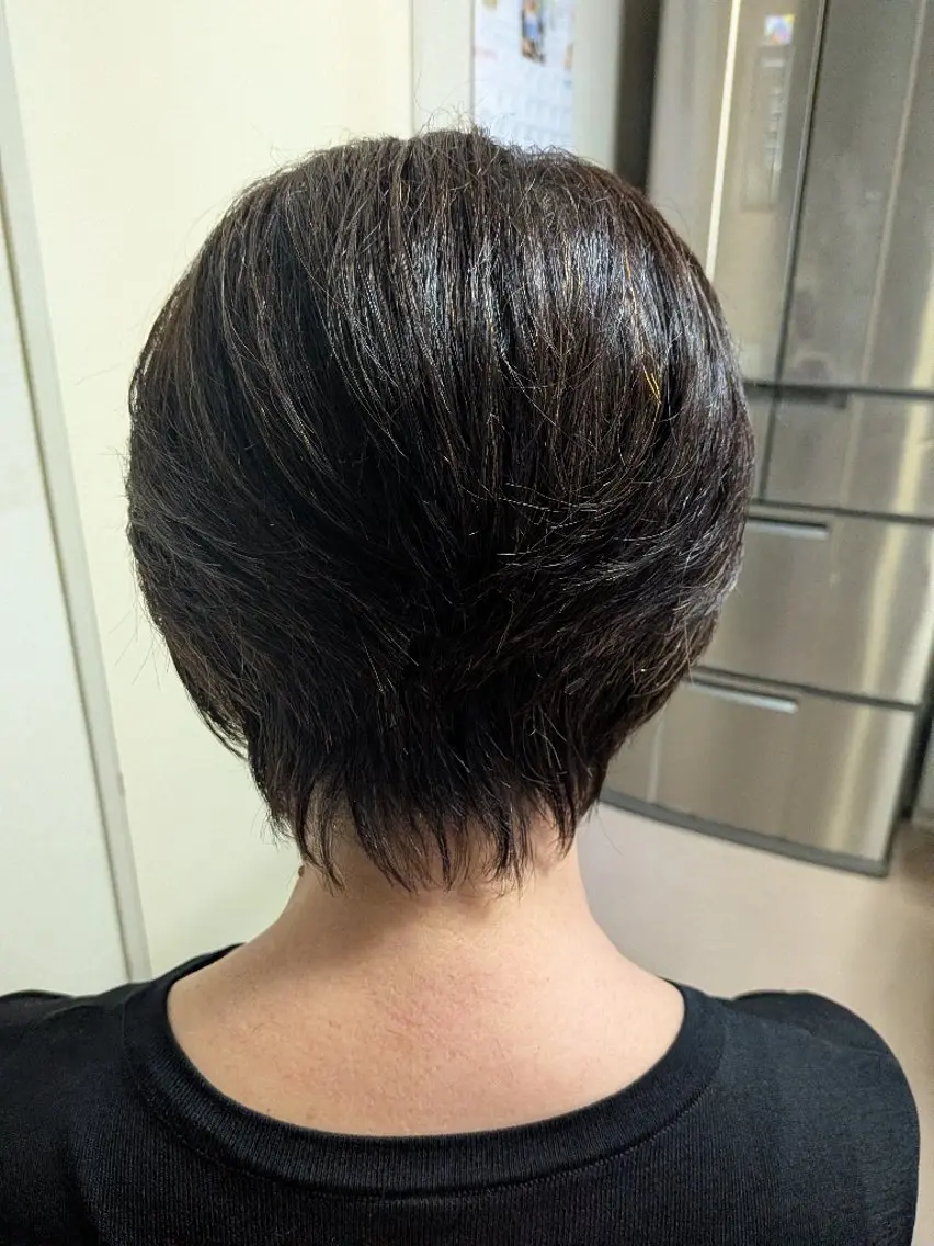 ショート 岡本 浩子のヘアスタイル