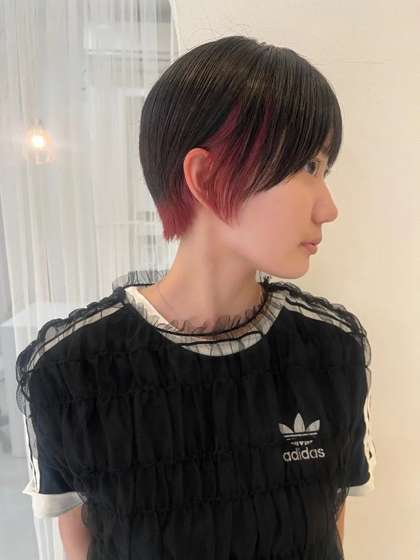 イヤリングカラー+トリートメントの写真