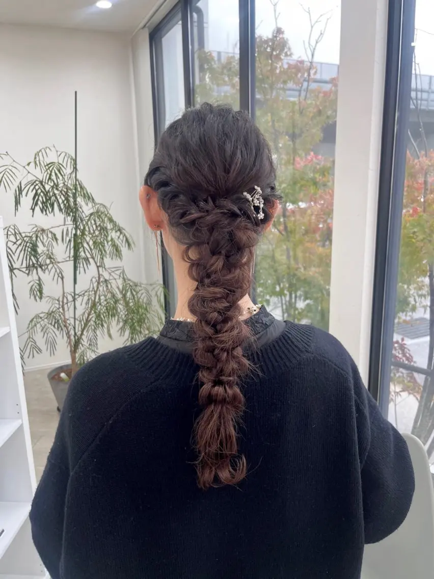 ヘアアレンジ(オープン30分毎に＋550円で早朝セットも承っております！メッセージにてお問い合わせください✨)の写真